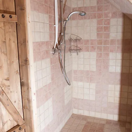 ロウグ ホリデー カントリーハウス