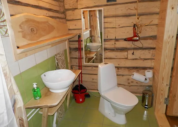 Laugu Holiday Resort *